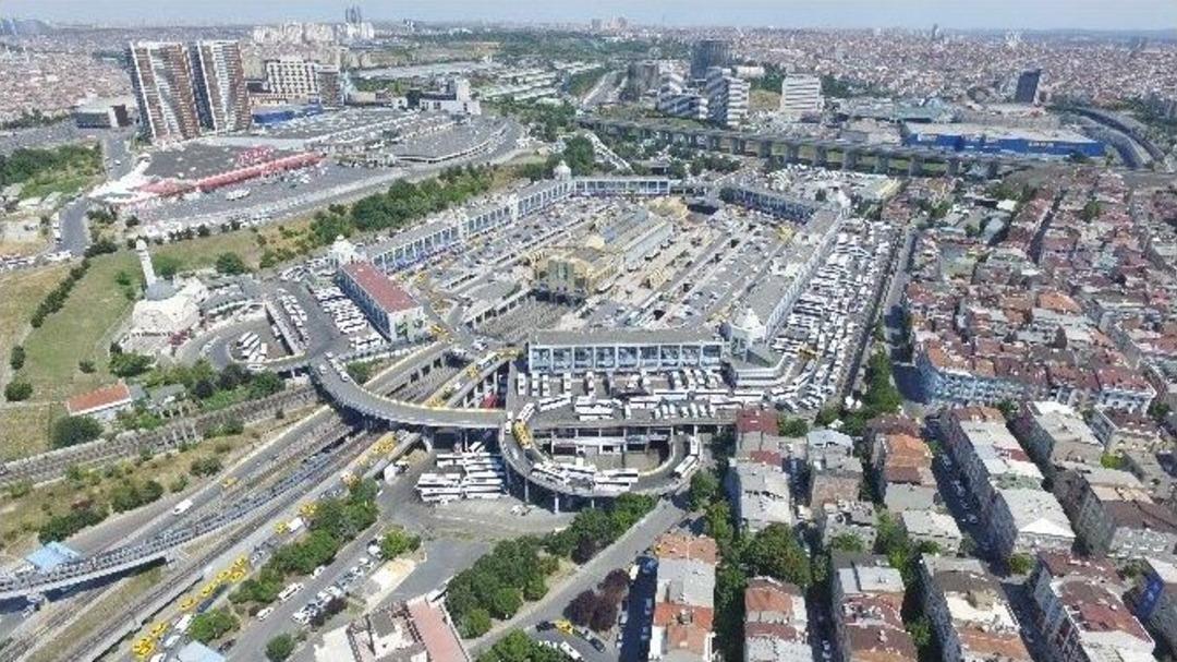 Otogardaki Yoğunluk Havadan B&ouml;yle G&ouml;r&uuml;nt&uuml;lendi
