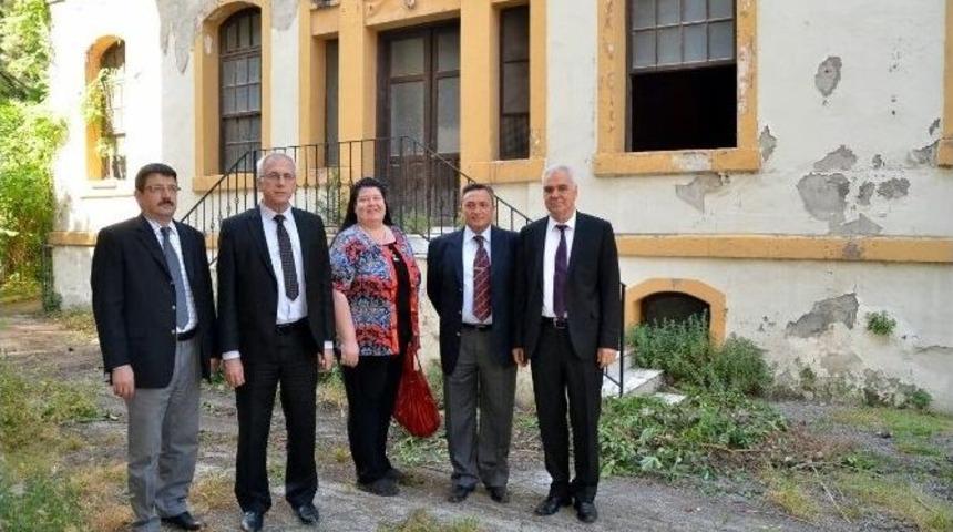 Şehit &Ccedil;ocuklarına Karşılıksız 1 Milyon Liralık Burs