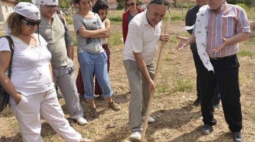 Doğa Severler Permakültür İçin Tepebaşı’nı Seçti
