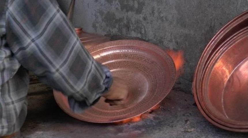 (&ouml;zel Haber) Şanlıurfa&rsquo;nın Son Kalaycıları Gelecekten Umutsuz