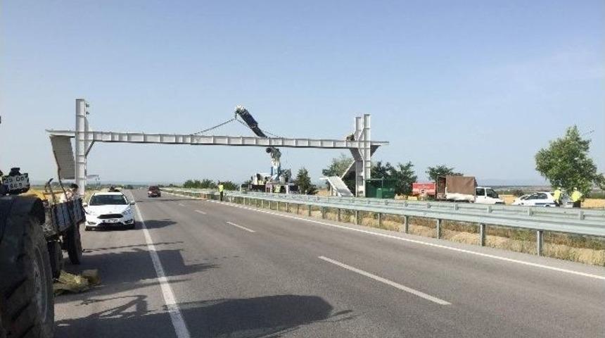 Cezaevi Kavşağına Yaya &Uuml;st Ge&ccedil;idi