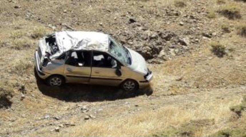 Adıyaman&rsquo;da D&uuml;ğ&uuml;n Konvoyu Kana Bulandı: 1 &Ouml;l&uuml;, 4 Yaralı