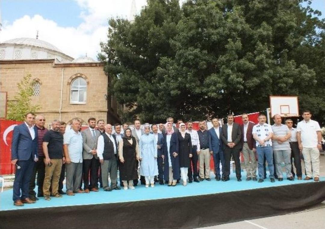 &Ccedil;orum İhl Mezunları Keşkek G&uuml;n&uuml;&rsquo;nde Buluştu