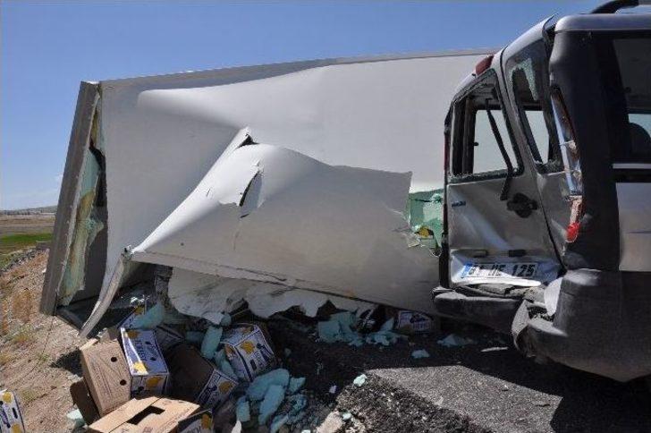 Düğün Konvoyunda Kaza: 1 Ölü, 21 Yaralı G2