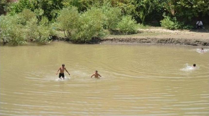 Siirtli Gen&ccedil;ler Kezer &Ccedil;ayı&rsquo;nda Serinliyor