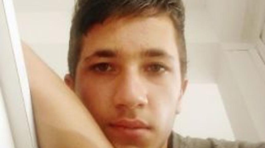 16 Yaşındaki Gen&ccedil; İntihar Etti