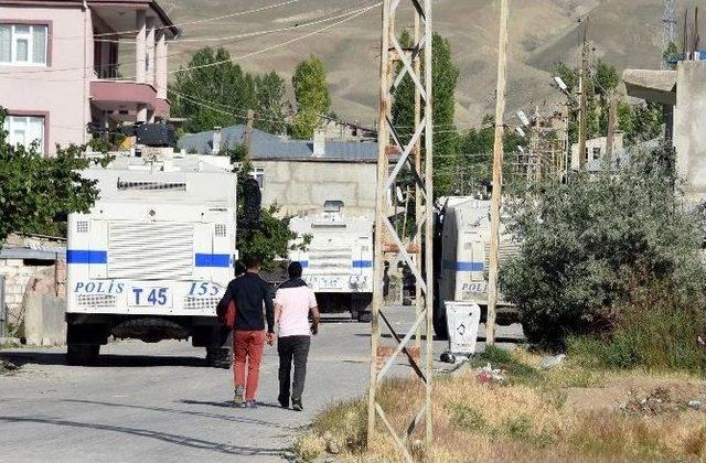 Van’da Pkk Üyesi Bir Kişi Ölü Ele Geçirildi