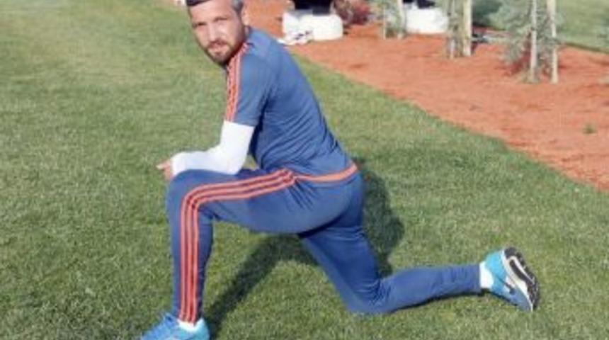 Yeni Malatyaspor&rsquo;da Taraftar Ali Sakal İ&ccedil;in Ayaklandı