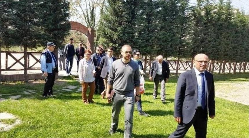 Altınova Birlikte &Ccedil;alışıp Başarıyor