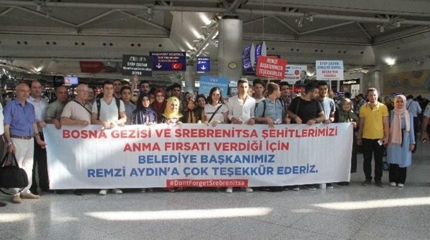 Ey&uuml;p Belediyesi&rsquo;nden Başarılı &Ouml;ğrencilere Yurt Dışı Gezisi