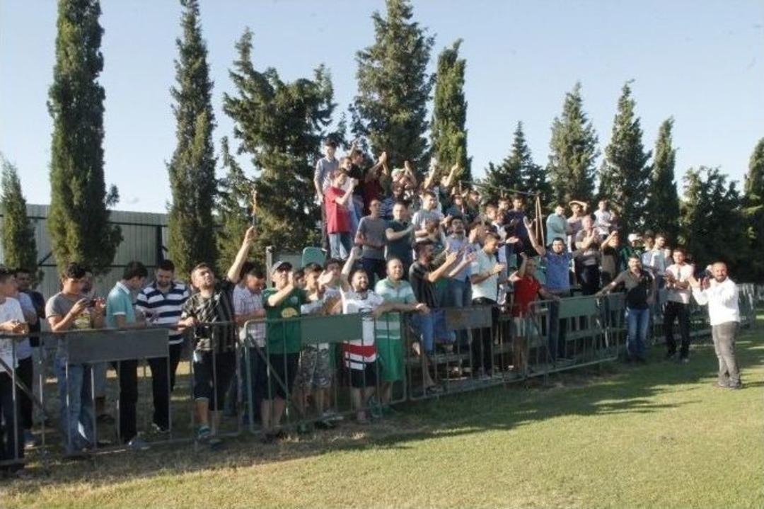 Akhisar Belediyespor&rsquo;a Taraftar Morali