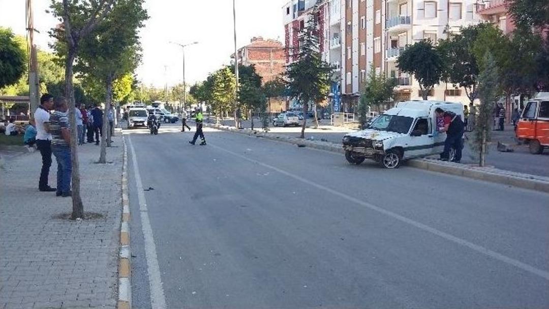 Karaman&rsquo;da Trafik Kazaları: 2 Yaralı
