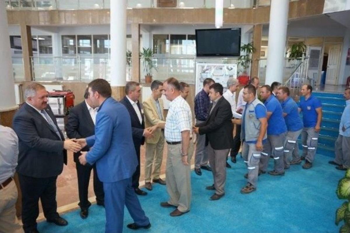 Kayseri Osb Y&ouml;netimi &Ccedil;alışanları İle Bayramlaşma T&ouml;reni Ger&ccedil;ekleştirildi