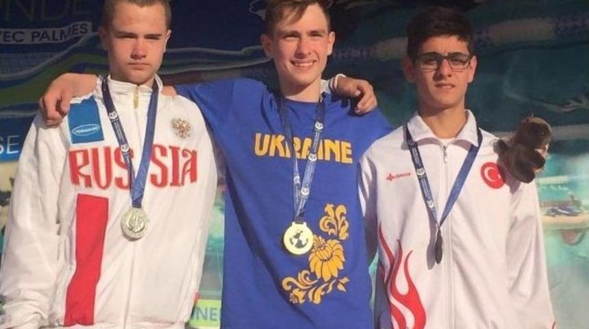 Şehitkamilli Milli Sporcu D&uuml;nya 3&rsquo;&uuml;nc&uuml;s&uuml; Oldu