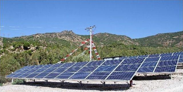 Karşıyaka Enerjisini Güneşten Alıyor