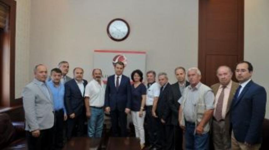 İl&ccedil;e Dernek Ve Vakıf Platformu Başkanları, Vali &Ccedil;elik&rsquo;i Ziyaret Etti