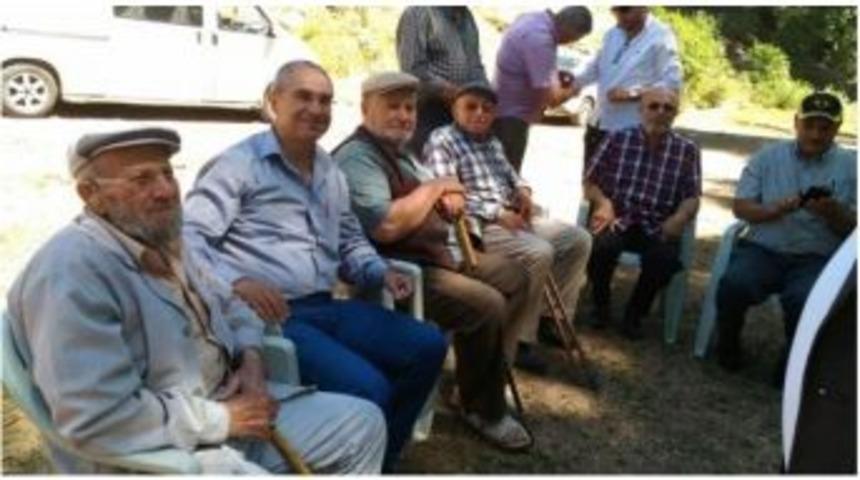 Veyisoğulları Derneği&rsquo;nin 2. Geleneksel Yemeği&rsquo;ne B&uuml;y&uuml;k İlgi