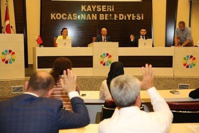 Kocasinan Meclisi Başarılı Öğrencileri Ödüllendirecek