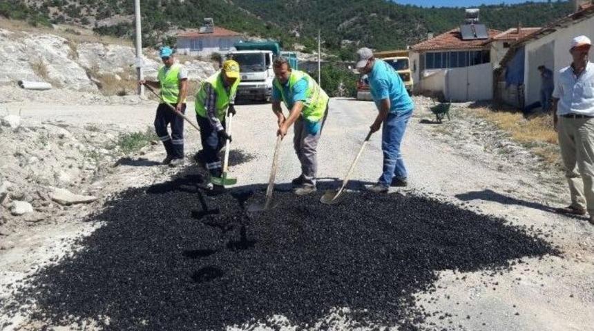 Kocaiskan&rsquo;a 3 Kilometrelik Asfalt &Ccedil;alışması