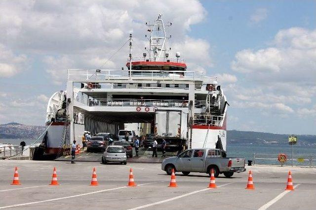 Köprüden Geçişler Paralı Olunca Vatandaşlar Topçular’ı Tercih Etmeye Başladı