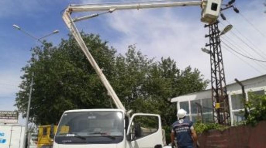 Bekirhan Beldesinin Elektrikleri Kesildi