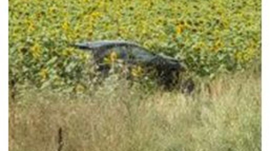 Otomobil Tarlaya U&ccedil;tu : 7 Yaralı