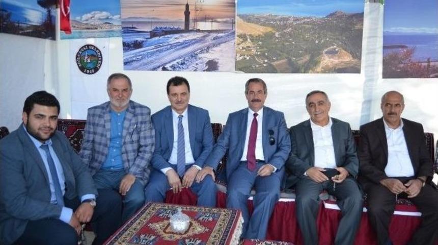 Adilcevaz Standına Yoğun İlgi