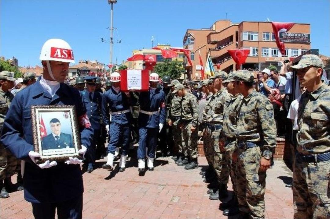 K&uuml;tahya Şehidini Uğurladı