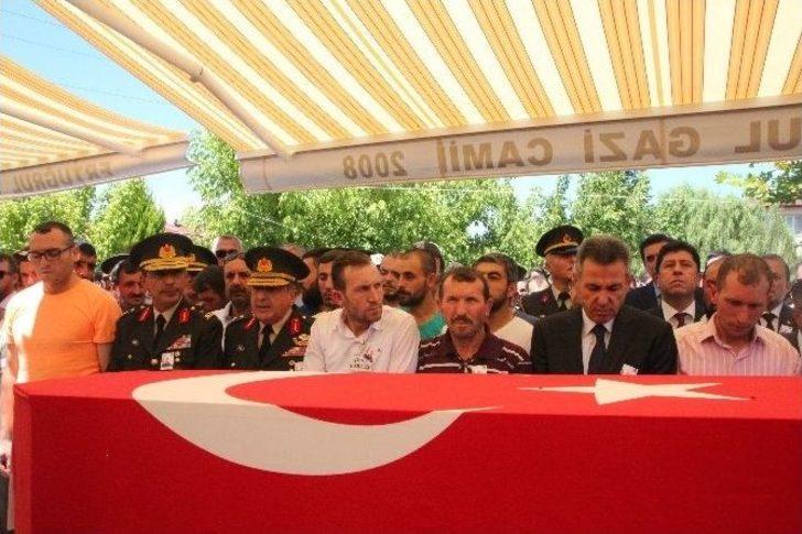 Bilecik’te Yaklaşık 5 Bin Kişi Şehidini Uğurladı G2