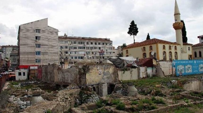 Saathane Meydanı Kışa Yetiştirilmeye &Ccedil;alışılıyor