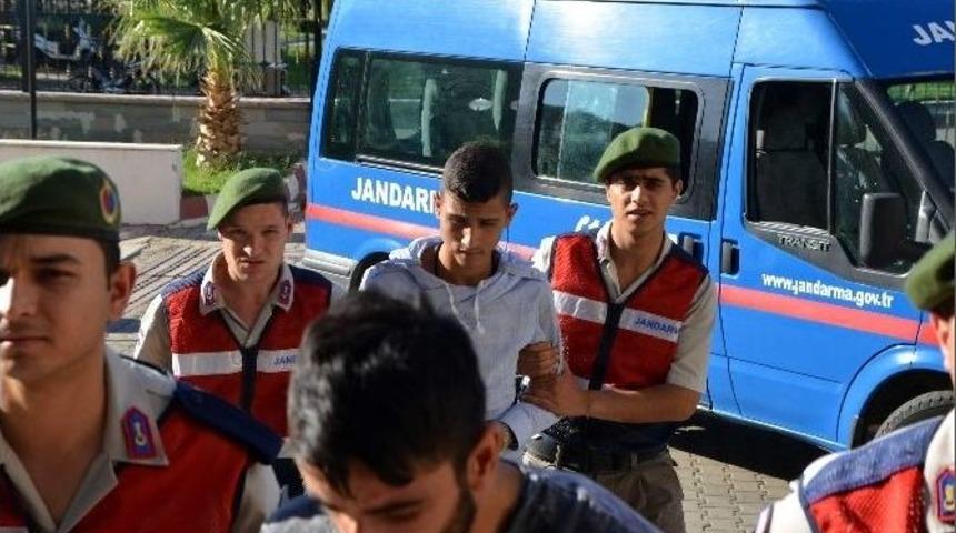 Ev Ve İş Yerlerine Dadanan Hırsızlar Son İşlerinde Yakalandı