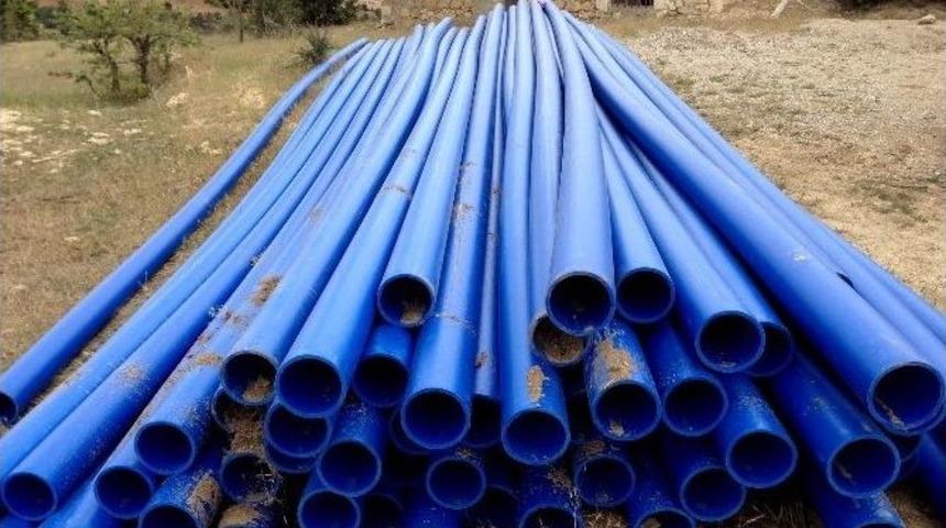 Mersin B&uuml;y&uuml;kşehir Belediyesi&rsquo;nden &Uuml;reticiye Sulama Borusu Desteği