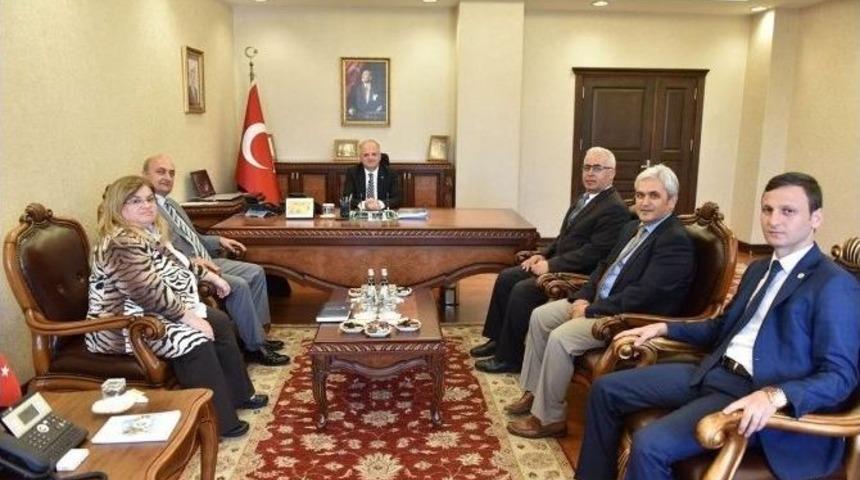 Vali &Ccedil;akacak, Valilik Personeli İle Bayramlaştı