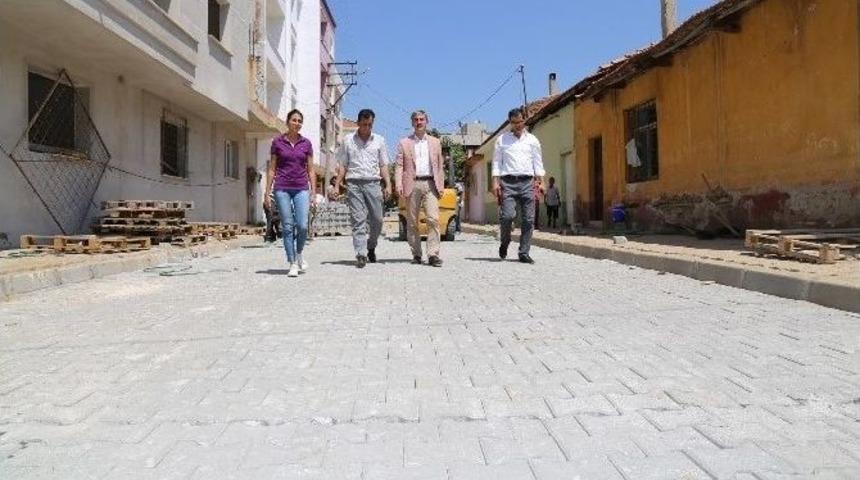 Turgutlu&rsquo;nun Sokakları Parke Taşlarıyla Yenileniyor