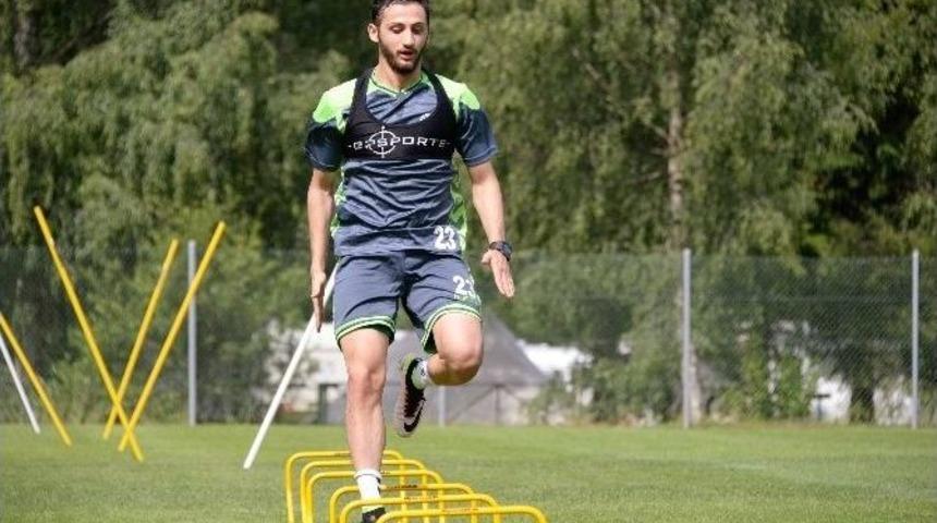 Atiker Konyaspor &Ccedil;alışmaların S&uuml;rd&uuml;r&uuml;yor