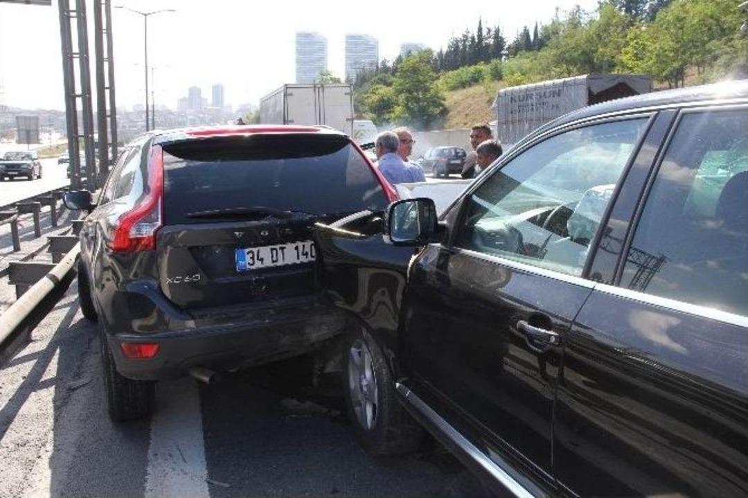 (&ouml;zel Haber) Tem Otoyolu&rsquo;nda 5 Ara&ccedil; Birbirine Girdi, Edirne İstikametinde Trafik Fel&ccedil;