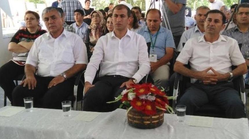 Adıyaman&rsquo;ın Tut İl&ccedil;esinde &ldquo;1. Ulusal Dut &Ccedil;alıştayı &ldquo; Yapıldı