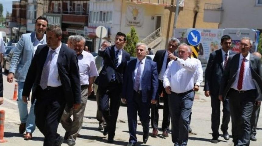 Vali Kam&ccedil;ı Yeşilhisar&rsquo;da İncelemelerde Bulundu