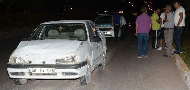 Alkollü Sürücünün Aracı Önündeki Otomobile Çarptı: 2 Yaralı