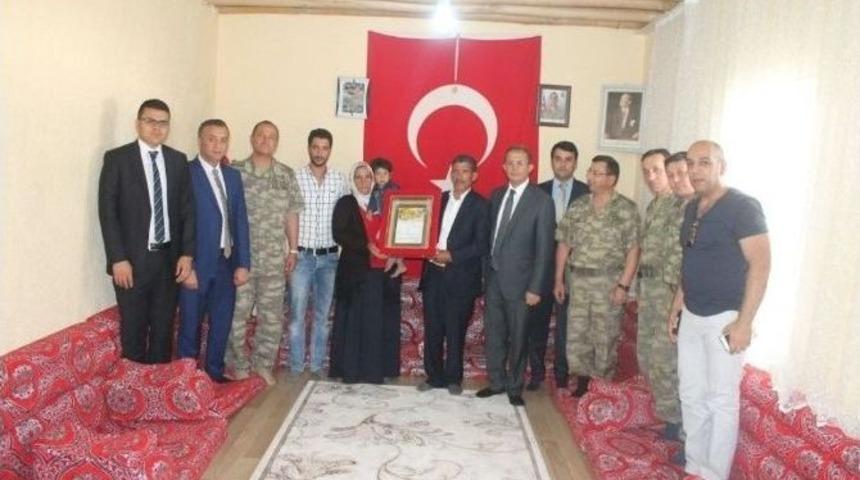 Vali Taşyapan&rsquo;dan Jandarma Karakollarına Ziyaret