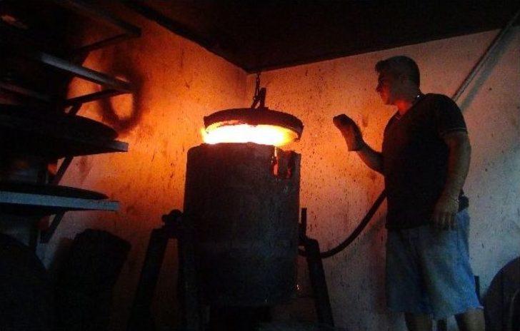 (özel Haber) İki Bin Derecede Tozu, Altın Ve Gümüşe Çeviriyorlar G2