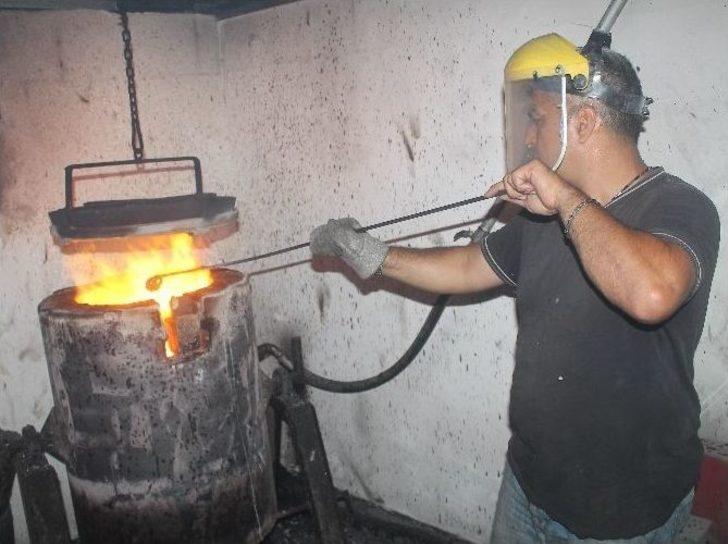 (özel Haber) İki Bin Derecede Tozu, Altın Ve Gümüşe Çeviriyorlar G3