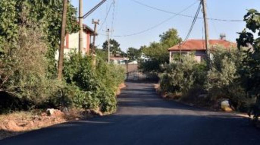 Kepez Belediyesi, Gaziler Yolunu Sıcak Asfalt İle Kaplıyor