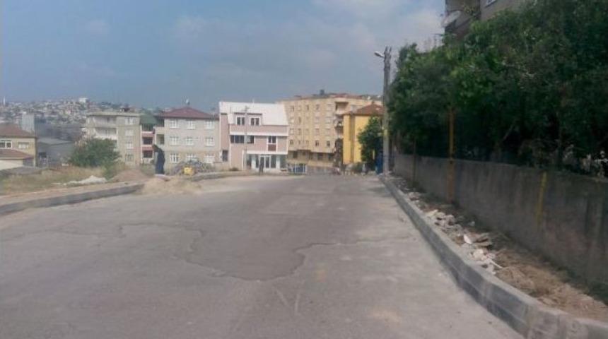 Dilovası&rsquo;nda Yol Yapım Ve Onarım &Ccedil;alışmaları Devam Ediyor