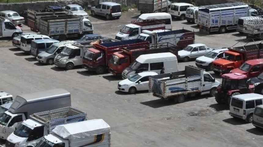 Kars&rsquo;ta Trafiğe Kayıtlı Ara&ccedil; Sayısı 42 Bin 448 Oldu