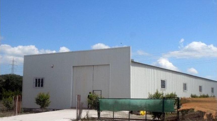 Ka&ccedil;ak Depo Yerle Bir Edildi