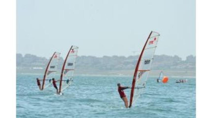 R&uuml;zgar S&ouml;rf&uuml; T&uuml;rkiye Şampiyonası Bu Yıl Beylikd&uuml;z&uuml;&rsquo;nde Yapılacak