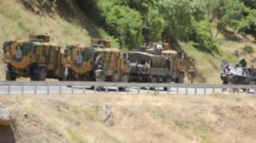 Pkk&rsquo;lıların Taciz Ateşine, G&uuml;venlik G&uuml;&ccedil;leri Anında Karşılık Verdi