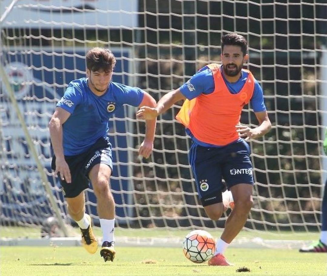 Fenerbah&ccedil;e Yeni Sezon Hazırlıklarını S&uuml;rd&uuml;r&uuml;yor