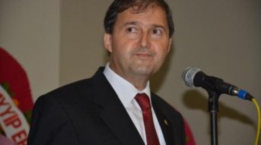 Sinan Vardar Somaspor&rsquo;u Bıraktı Kul&uuml;p Dağılma S&uuml;recine Girdi